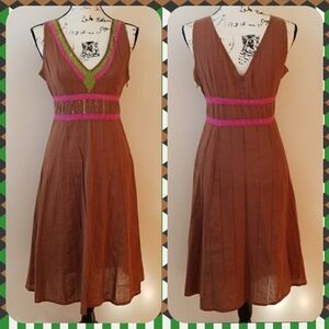 Parallel Cotton V-neck Sleeveless A-line dress